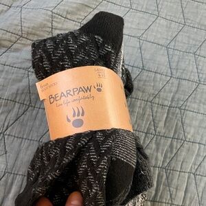NWT Ladies Bearpaw boot socks. Shoe size 4-10
